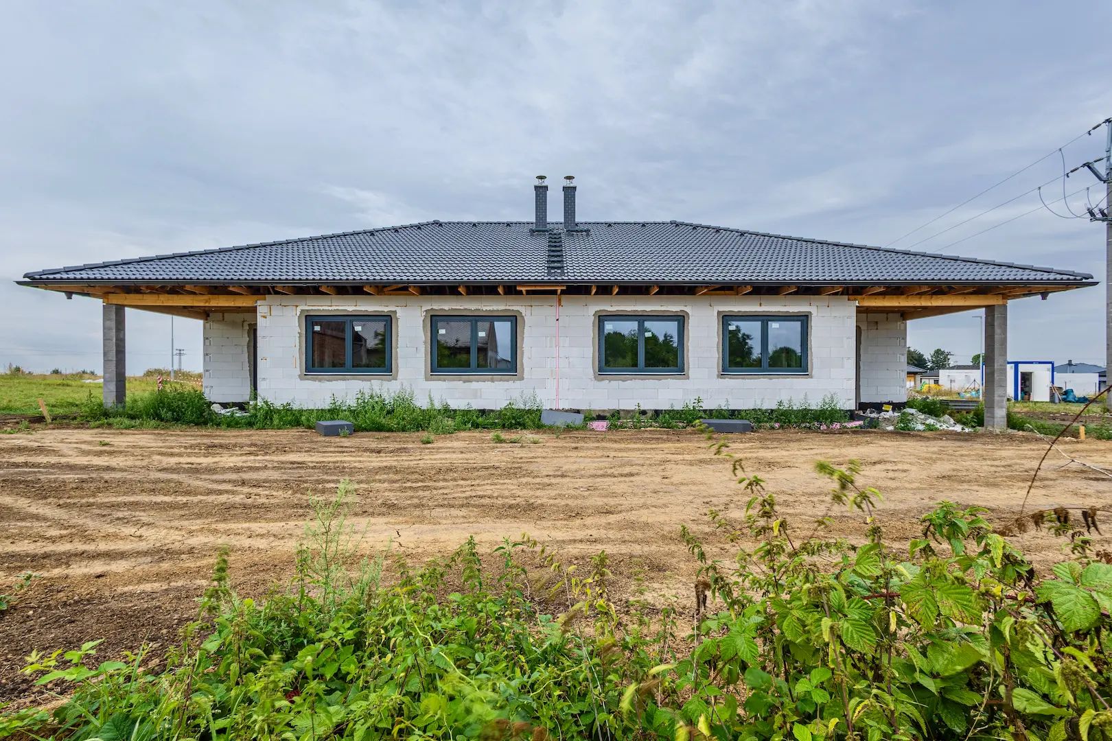 Hrubá stavba - pohled zezadu